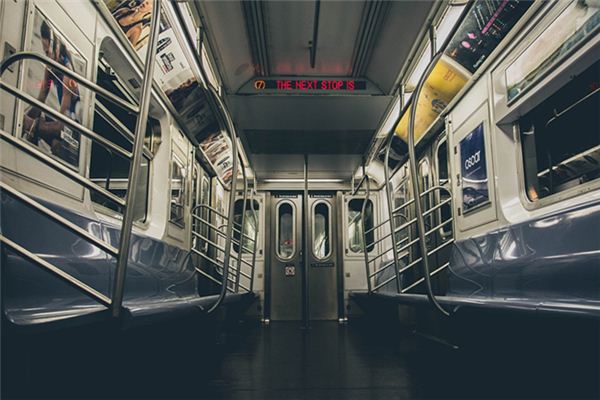 梦见坐地铁是什么意思