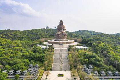 2021年农历五月十三日可以去寺庙祈福吗