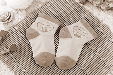 梦见袜子,梦见袜子代表什么意思？