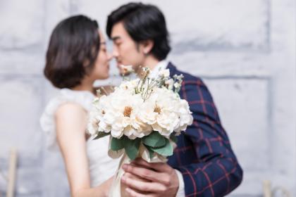 男的生肖羊女的生肖马2021年可以结婚吗